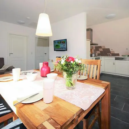 Beautiful In Roebel With Wifi *